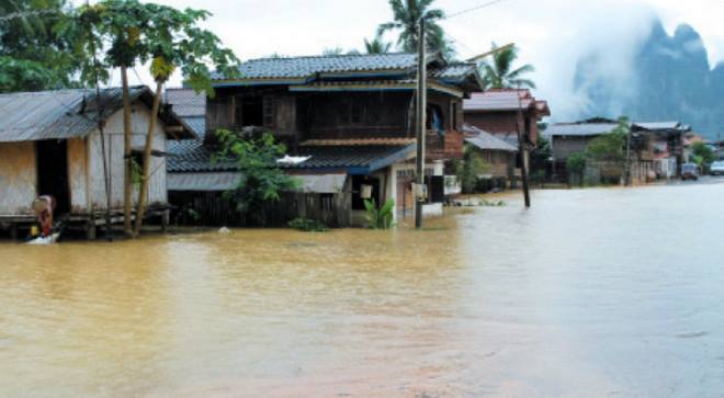 น้ำท่วมที่แขวงอุดมไชย ประเทศลาว