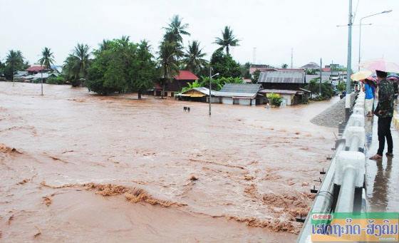 น้ำท่วมที่แขวงอุดมไชย ประเทศลาว