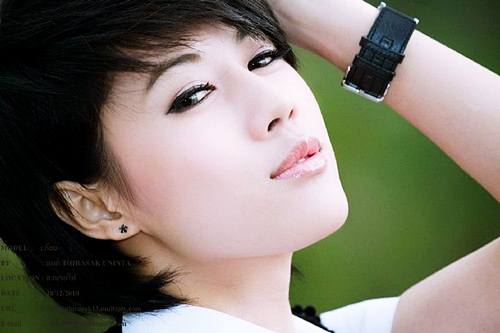 สาวผมสั้นกระชากใจหนุ่มๆ วัยทีน
