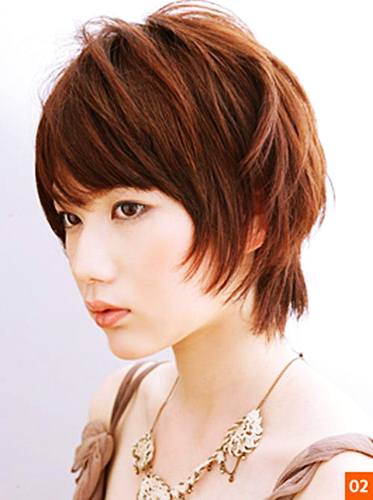 สาวผมสั้นกระชากใจหนุ่มๆ วัยทีน