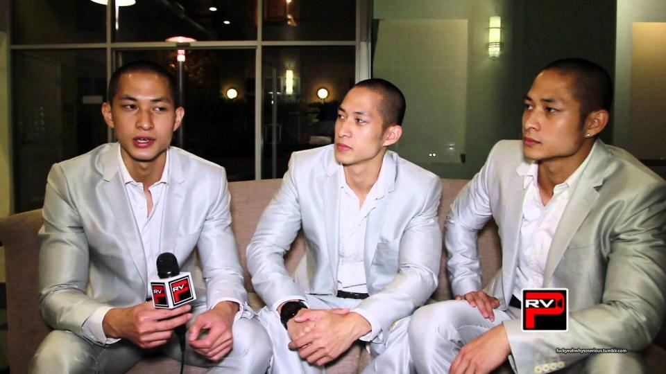 แฝดสาม