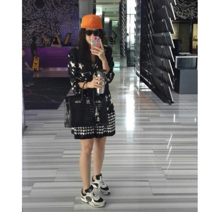ชมพู่ อารยา รูปภาพจากInstagram