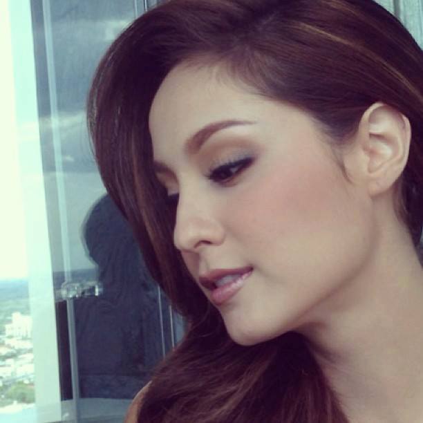 ขวัญ อุษามณี - ตุ้ย ธีรภัทร์ ถ่ายแบบนิตยสาร OK Magazine