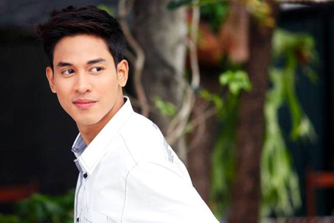 ใครเป็นใคร สวยหล่อ