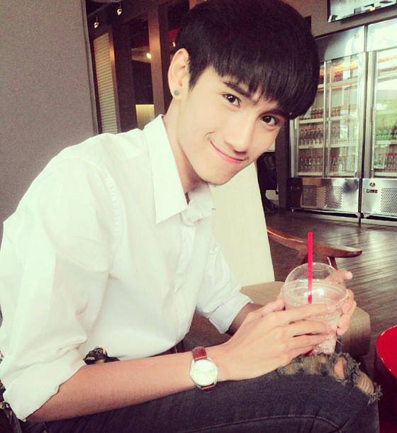 หนุ่มหล่อน่ารักอยากได้อยากโดน 4