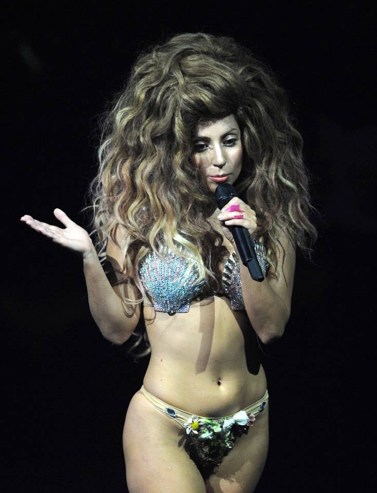 Lady Gaga - iTunes Festival Live 2013. #ARTPOP
