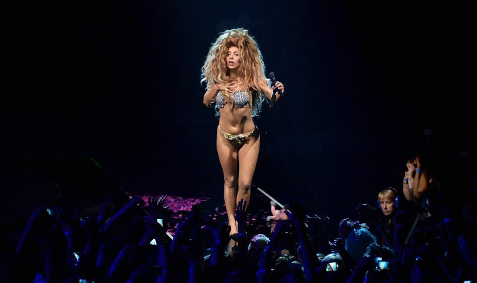 Lady Gaga - iTunes Festival Live 2013. #ARTPOP