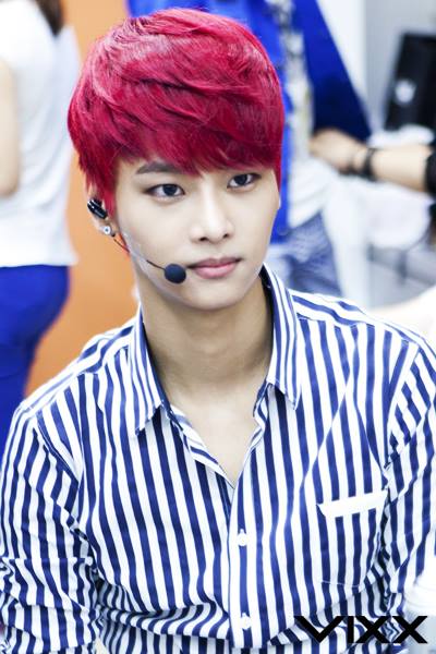 VIXX...วิกซ์..จะทำให้ฉันเป็นบ้าเพราะคลั่งเธอ
