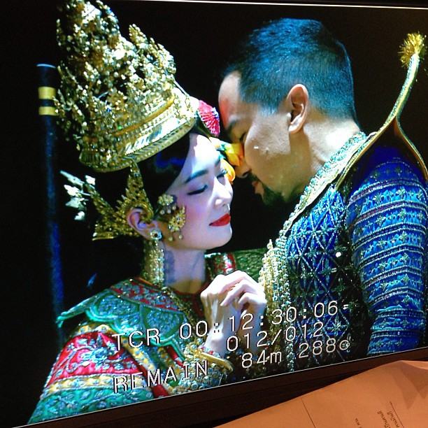 เบื้องหลังอีสา .."รจนาเสี่ยงพวงมาลัย" เวอร์ชั่น "นุ่น วรนุช"
