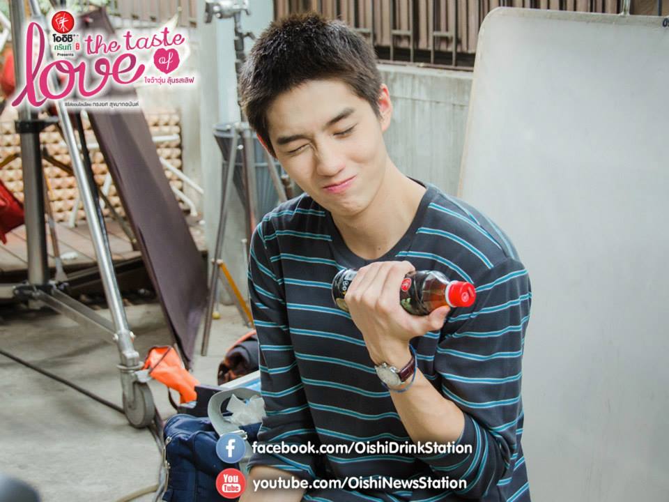 "ต่อ ธนภพ" กับภาพหลุดๆ น่ารักๆ