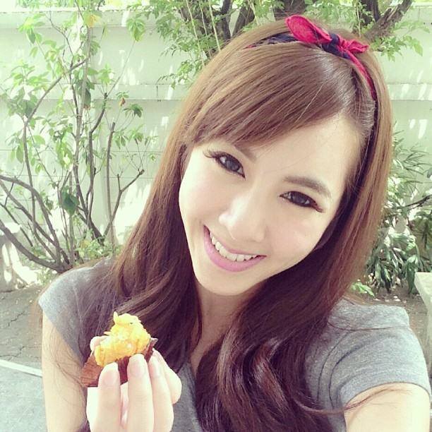 เบเบ้....