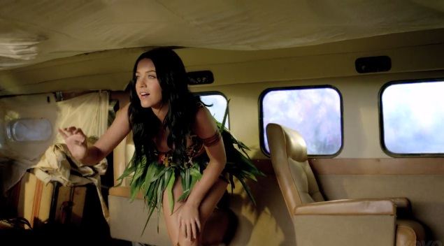 Katy Perry - Roar (Official) พึ่งปล่อยมิวสิควิดีโอตอนตีสาม ยอดวิวในยูทูปตอนนี้ล้านวิวแล้วค่ะ!!!!