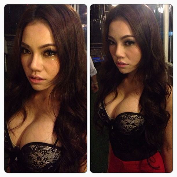 เอมมี่ โชว์เนินแน่นเด้ง ทุกชุด !