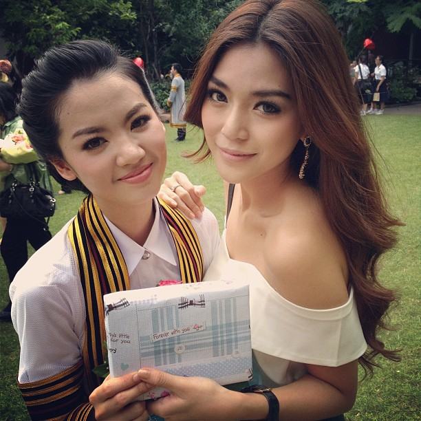 มะปราง กัญญ์ณรัณ ประวัติดาราสาวเจ้าของบท หญิงนิ่ม ดาวเกี้ยวเดือน