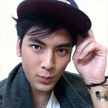 บอม ธนิน หล่อ น่ารัก น่าหยิก