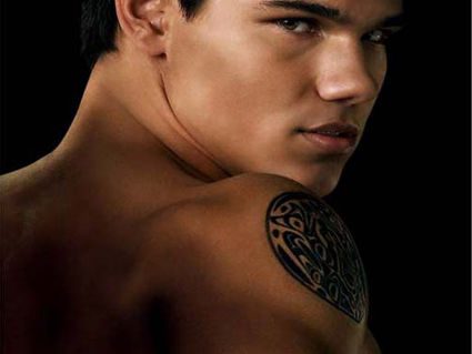 Taylor Lautner Six Pack