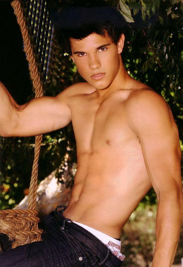 Taylor Lautner Six Pack