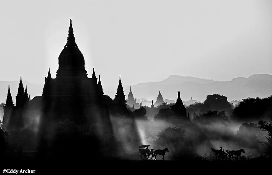 เอไอเอสชวนเที่ยวแหล่งศิลปวัฒนธรรมและอารยธรรมโบราณ