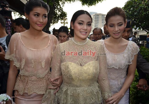 ย้อนวันวาน "งานแต่ง ตั๊ก-บุญชัย"