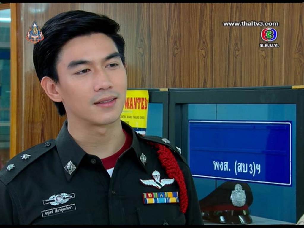 แฟนเขาเนาะ  /  เป็ก เปรมณัช /