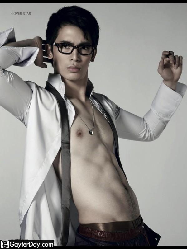 Attitude ปก สน-ยุกต์ ส่งไพศาล