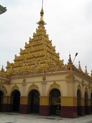 พระราชวังมัณฑะเลย์ พระราชวังที่สวยที่สุดแห่งหนึ่งในเอเชีย