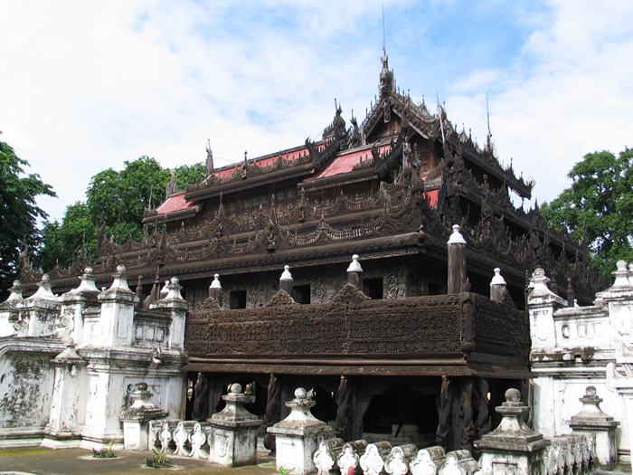พระราชวังมัณฑะเลย์ พระราชวังที่สวยที่สุดแห่งหนึ่งในเอเชีย