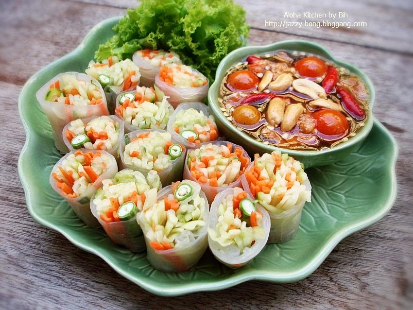 อาหารเที่ยง ด้วยกันครับ^^