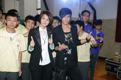 Jiro Wang&Pets Tseng