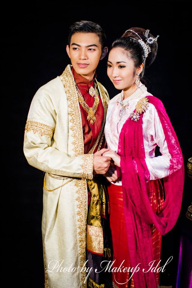 ชุดล้านนาร่วมสมัยสวยๆจาก Makeup idol