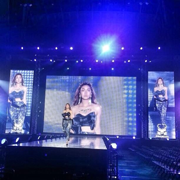เกาะติด 2 นางเอก ชุ๊ปเปอร์สตาร์ เมืองไทย ใหม่-แพน โลดแล่น บน runway ระดับ โลก tokyo runway