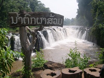 น้ำตกสวยๆที่ ลาว เพื่อนบ้านของสยามประเทศ