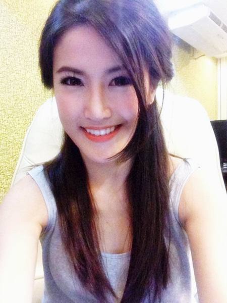 น่ารัก &ldquo;เฟื่องลดา&rdquo; นางฟ้าไอที