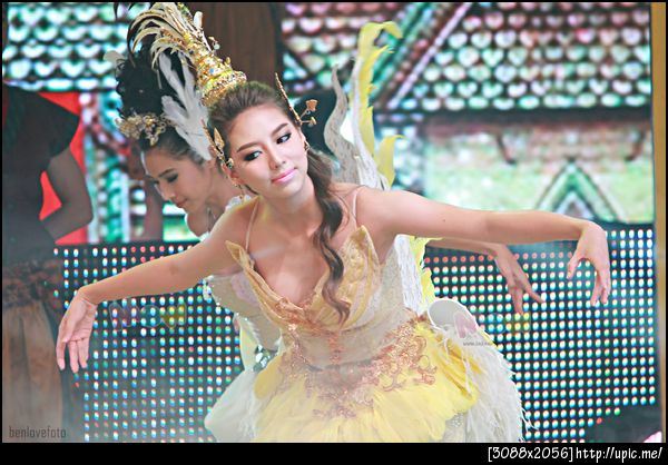 มิว ลักษณ์นารา กินรีแสนสวย