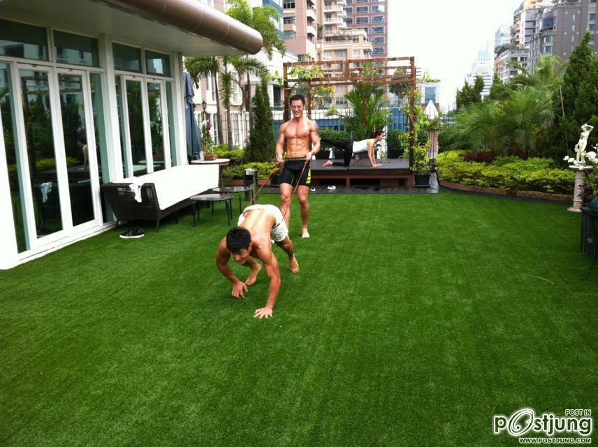 ถอดโชว์เรือนร่าง 355