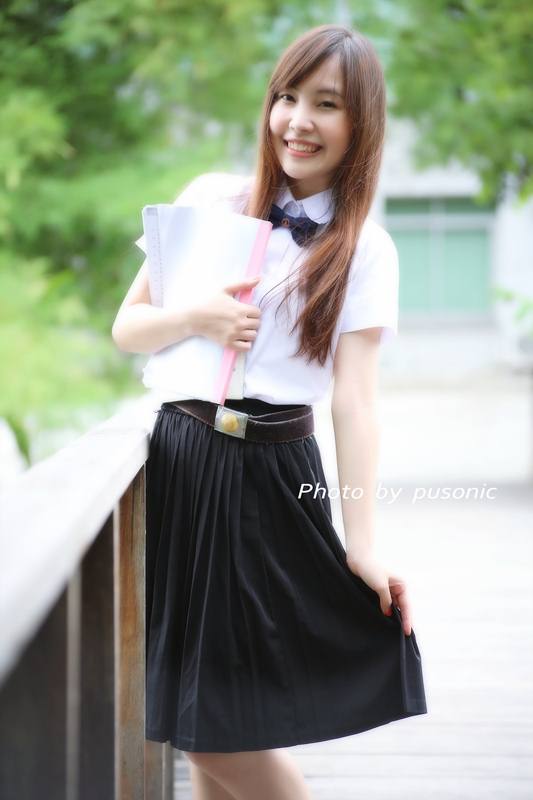 น่ารัก เรียบร้อยแบบ นักเรียนไทย