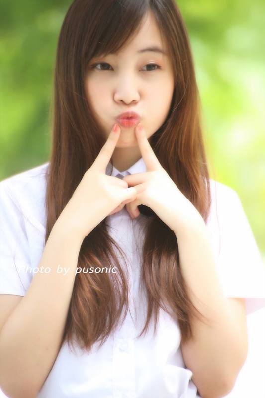 น่ารัก เรียบร้อยแบบ นักเรียนไทย