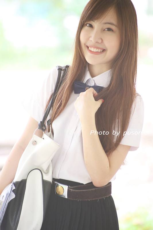 น่ารัก เรียบร้อยแบบ นักเรียนไทย
