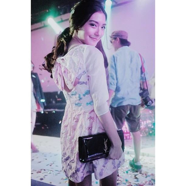 มิว นิษฐา