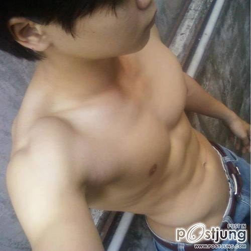 ถอดโชว์เรือนร่าง 365