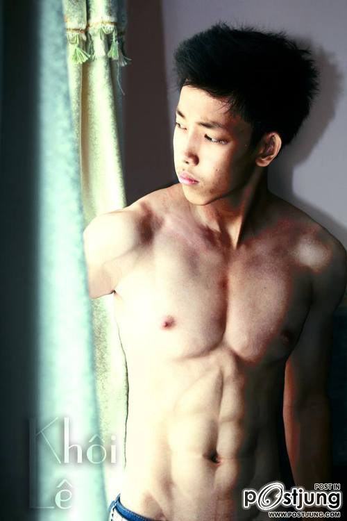 ถอดโชว์เรือนร่าง 365