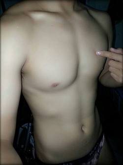 ถอดโชว์เรือนร่าง 365