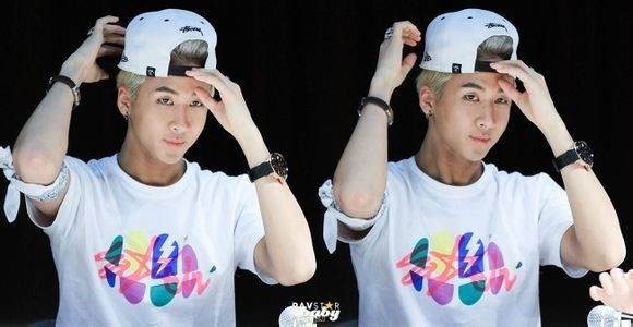 RAVI....VIXX ....แร็พเตอร์แห่งวง...น่าร็อคมากกกกก