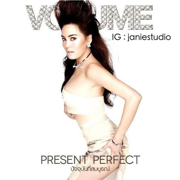 เจนี่ อัศวเหม งดงาม รัศมีมาดามเปล่งปลั่ง บนปก Volume