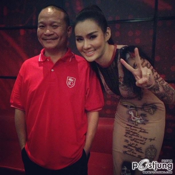 ญาญ่าญิ๋ง กับบท นักฆ่า NO.20 งานเปิดตัวหนัง ต้มยำกุ้ง 2