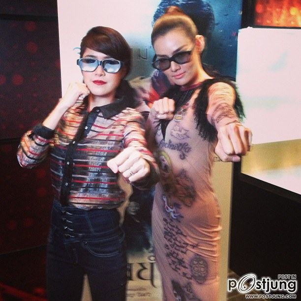 ญาญ่าญิ๋ง กับบท นักฆ่า NO.20 งานเปิดตัวหนัง ต้มยำกุ้ง 2