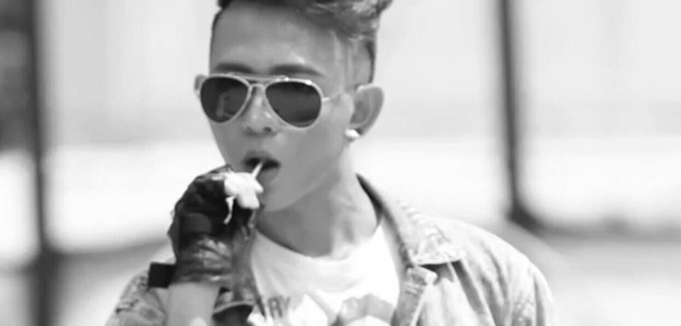 ฌาธาม ศิลปินชายไทยคนแรกที่ใส่รองเท้าส้นสูงกับเพลง change my look