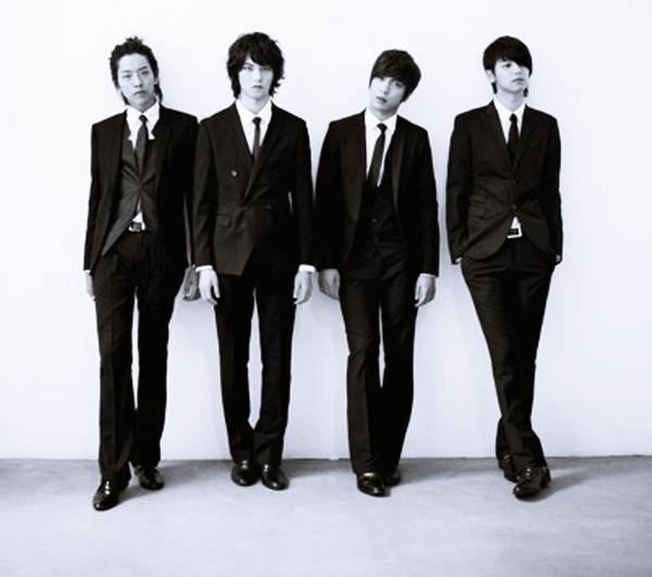 หล่อใสๆ C.N Blue