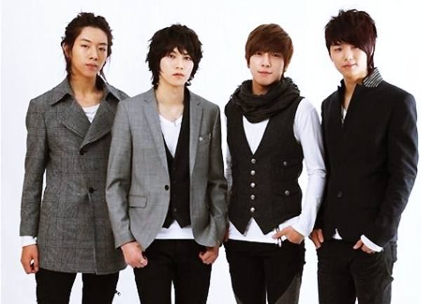 หล่อใสๆ C.N Blue