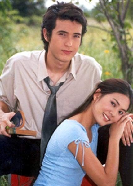 ทางผ่านกามเทพ...ละครสุดสนุกอีกเรื่องหนึ่งของช่อง3 เมื่อปี2544 ละครน่ารักๆจนทำให้เกิดกระแสคู่จิ้นฟินเวอร์ระหว่างแอนดริวและเจนี่